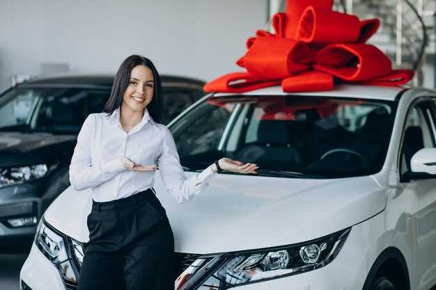 Цены и комплектации нового Kia Carnival